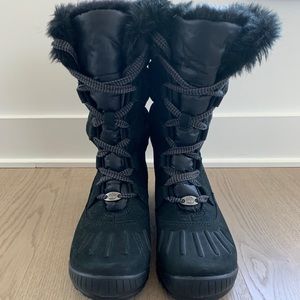 Women’s Timberlands black insulated snow boots